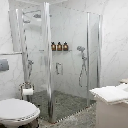 Hotel Buyuk Paris