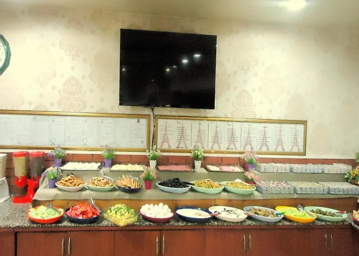 Buyuk Paris Отель 3*