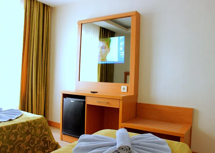 Отель Buyuk Paris Стамбул