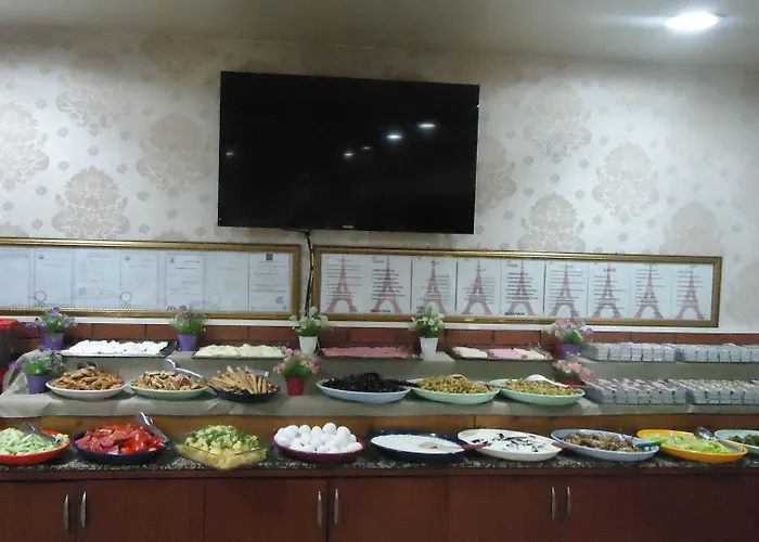 Buyuk Paris Отель 3*