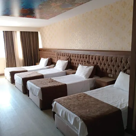 Buyuk Paris Hotel 3*