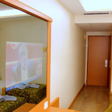 Buyuk Paris מלון