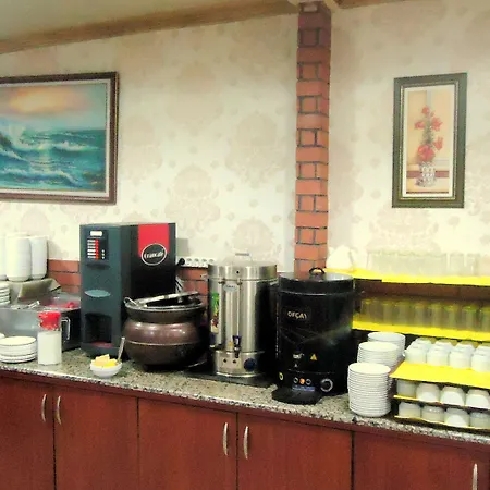 Buyuk Paris מלון